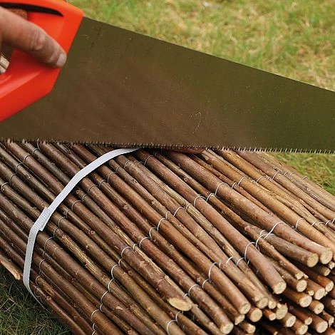 Willow Fence Screening Rolls - 120 X 400cm (1.2m X 4m) 7 Willow Fence Screening Rolls - 120 X 400cm (1.2m X 4m) - Image 5
